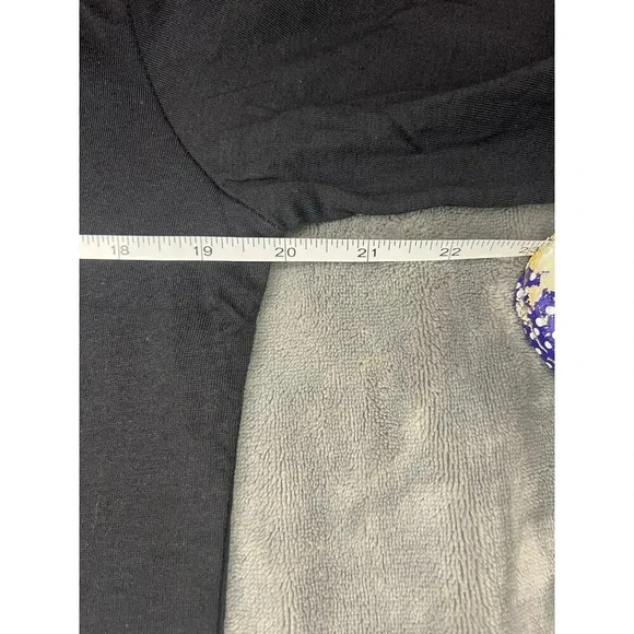 Love in Faith “Faith Hope Love” Snowmen Long Sleeve, size M, in black - Picture 4 of 7